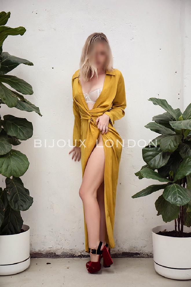 English Elite London Escort Poppy
